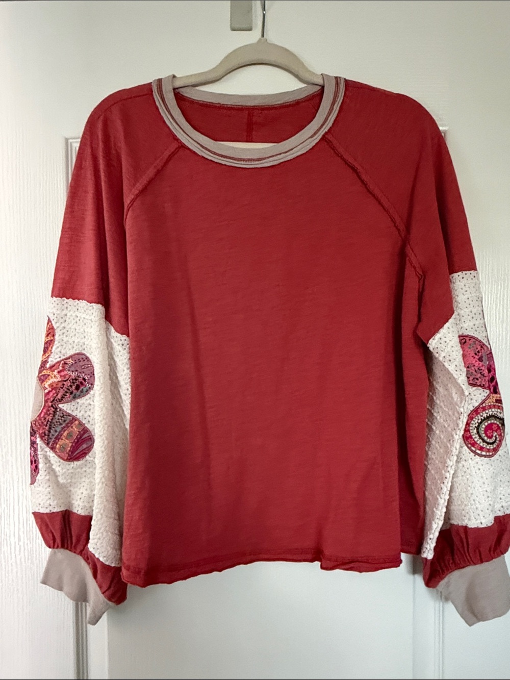 Hobo style ….Women’s burnt orange Patchwork Sleeve Pullover Top